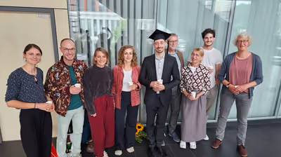 Dr. Mathis Lammert (MD) defended his doctoral thesis at the University of Leipzig. Congradulations! ππ